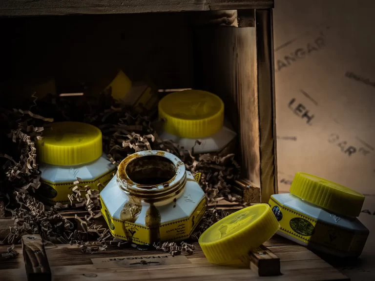 pot des 7 guerisons dans un coffre en bois